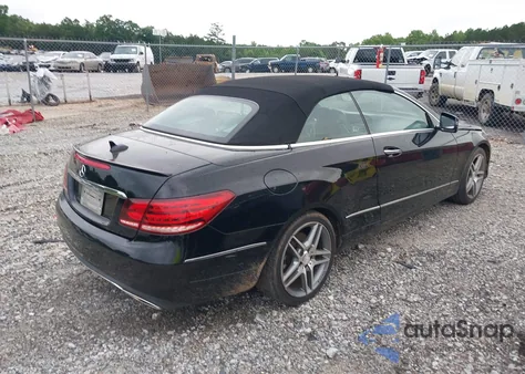 2014 Mercedes-Benz E 350 z USA, uszkodzony, nr VIN WDDKK5KF9EF230101